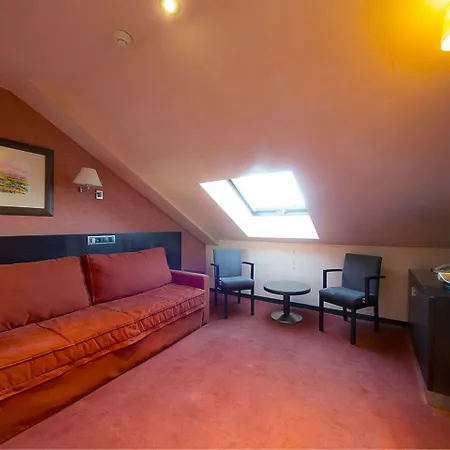 San Juan De Reyes 4*