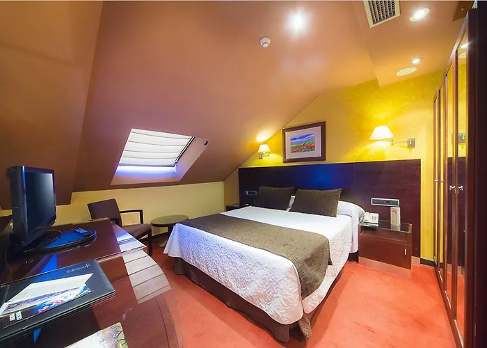 Hotel San Juan De Reyes