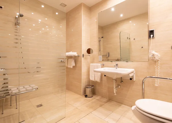 San Juan De Reyes 4*