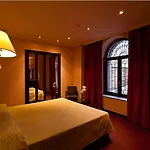 San Juan De Reyes Hotel 4*