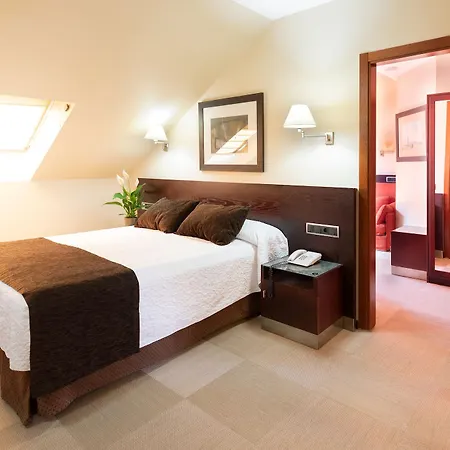 San Juan De Reyes Hotel 4*