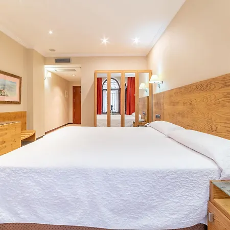 Hotel San Juan De Reyes