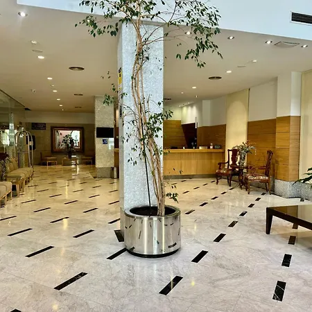 Hotel San Juan De Reyes 4*