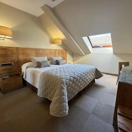 San Juan De Reyes 4*