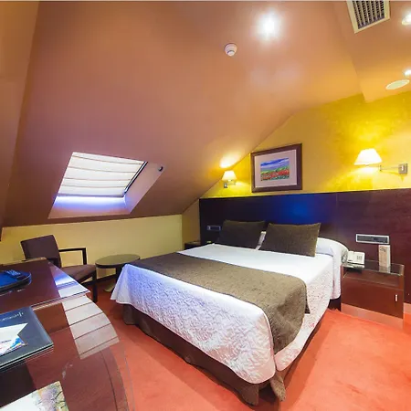 Hotel San Juan De Reyes