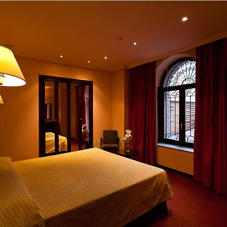 San Juan De Reyes Hotel 4*