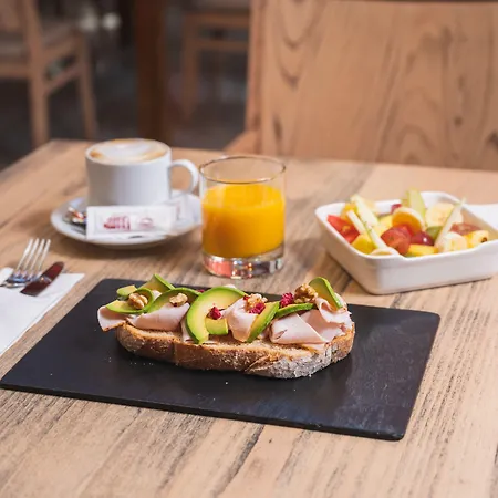 San Juan De Reyes Hotel