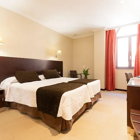 San Juan De Reyes 호텔 4*