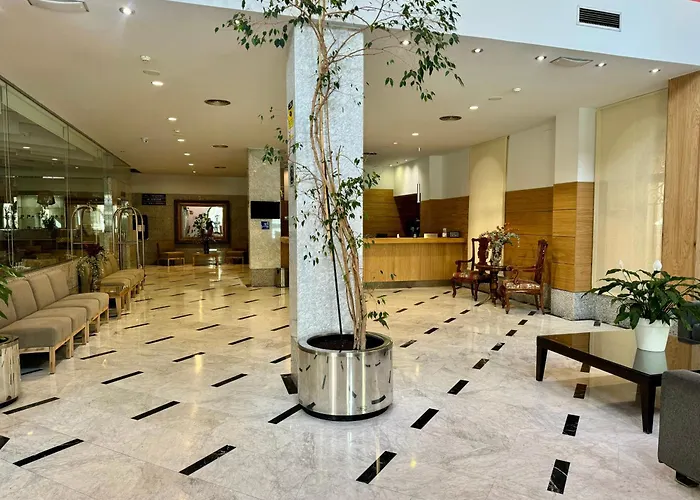 호텔 San Juan De Reyes 4*