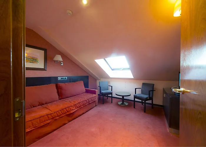 San Juan De Reyes 4*