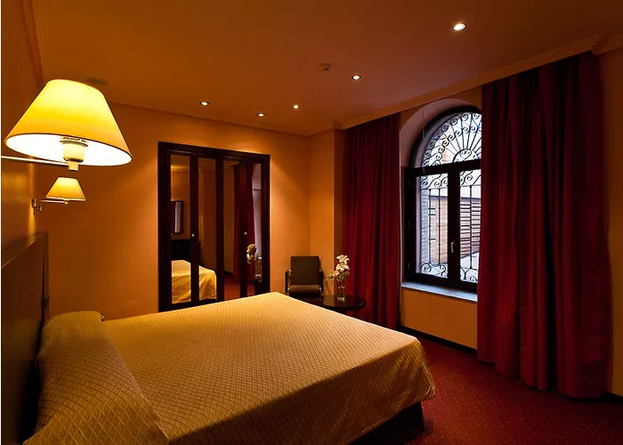 San Juan De Reyes Hotel 4*