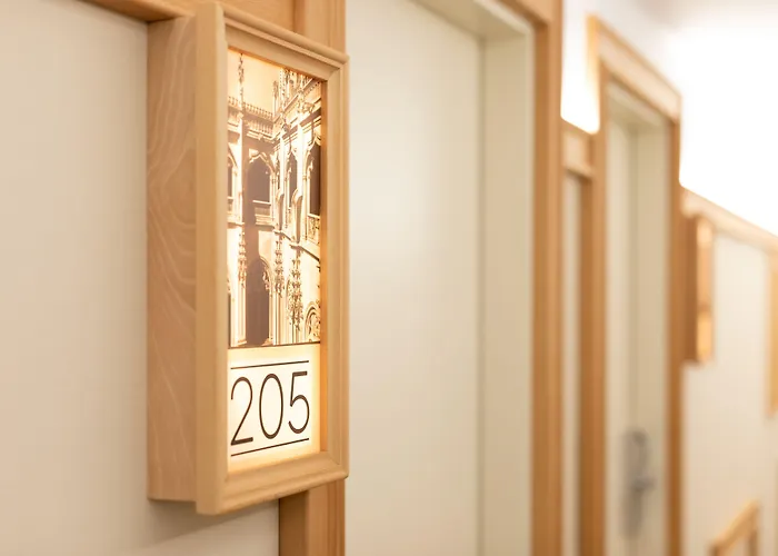 Hotel San Juan De Reyes 4*